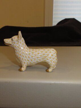 Herend Corgi Butterscotch Fishnet NEW WITHOUT TAGS!